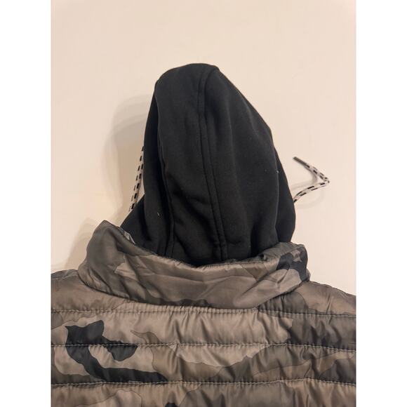 Men's Ecko Unltd Hooded Puffer Vest Full Zip Camouflage Logo Size 2XL Green - Picture 10 of 11